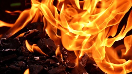 How to keep safe on bonfire night