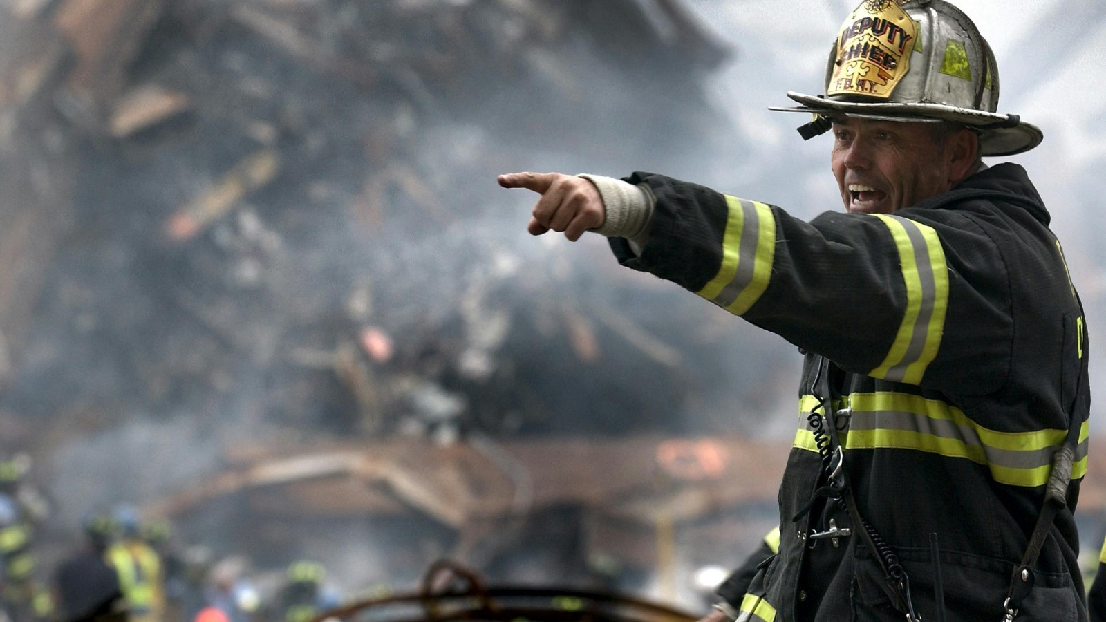 fireman firefighter rubble 9 11 70573