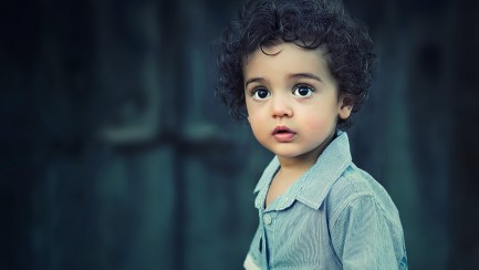 How to stop choking in children?